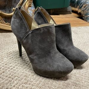 Nine West pumps heels